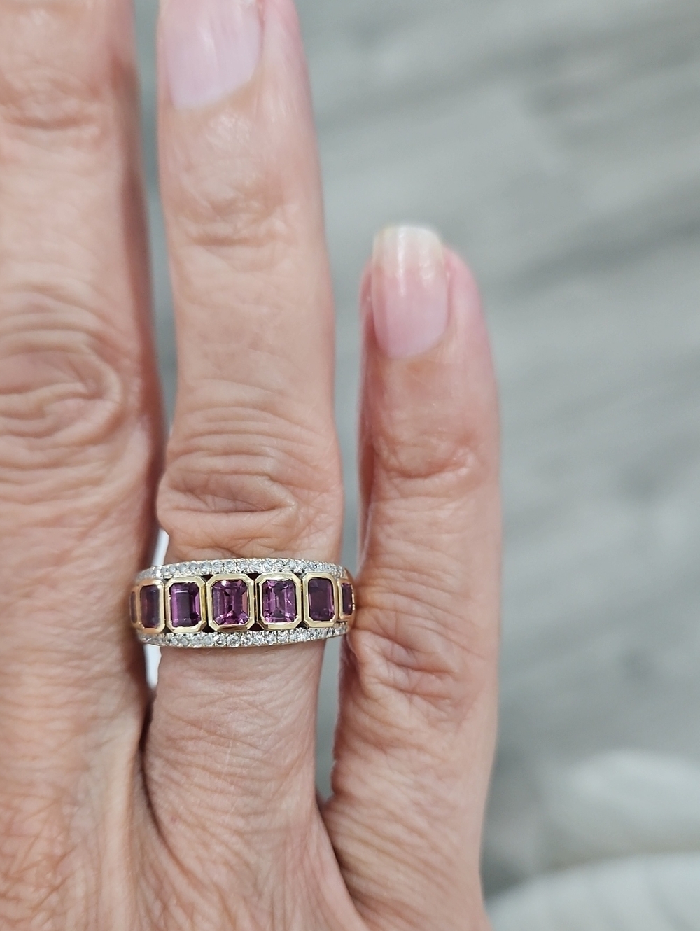 14k Gold And Diamond Gemstone Band Ring
